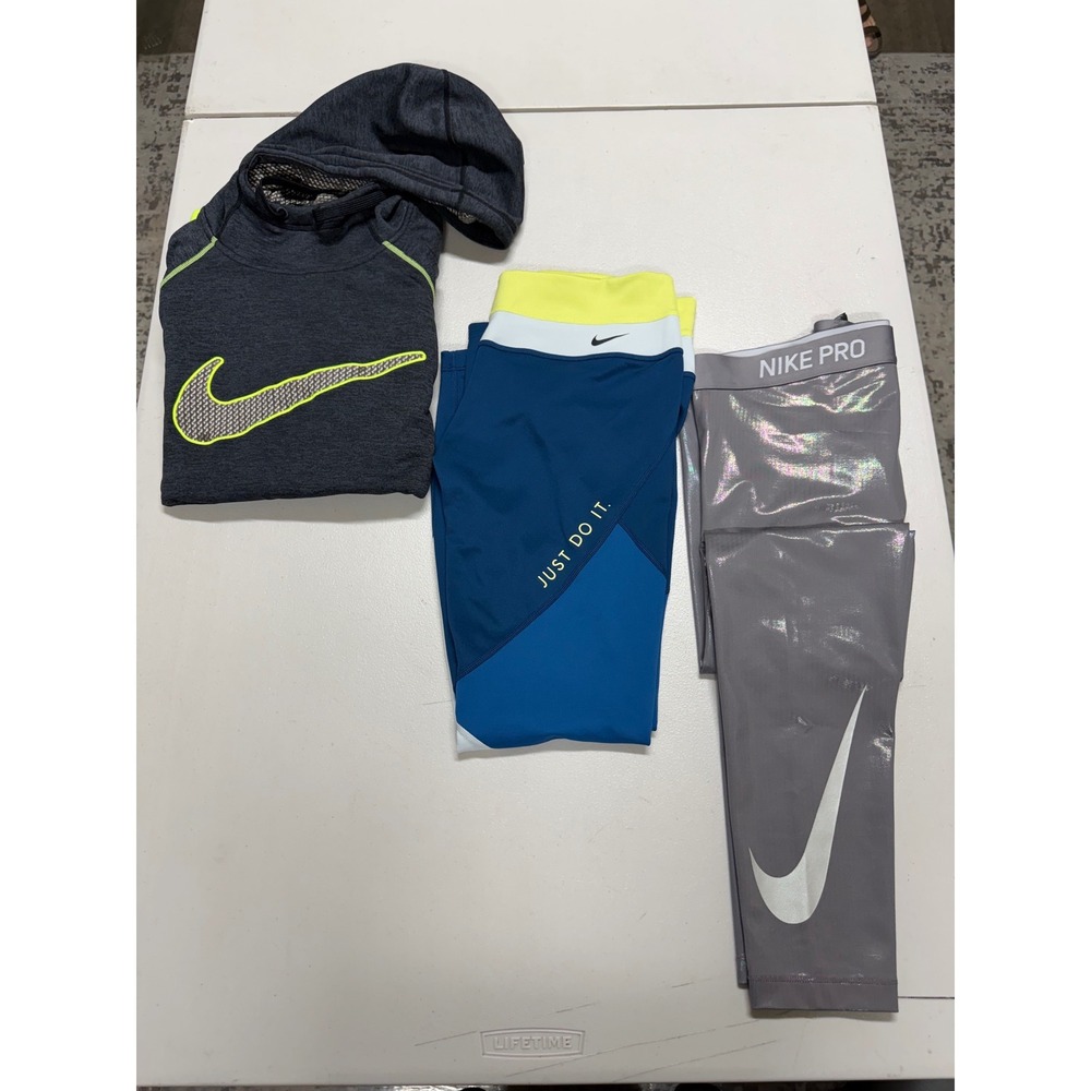 NIKE WOMENS LEGGINGS BUNDLE LOT OF THREE SIZE MEDIUM